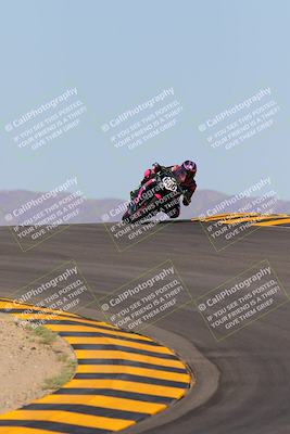 media/Oct-09-2022-SoCal Trackdays (Sun) [[95640aeeb6]]/Turns 9 and 10 (1050am)/